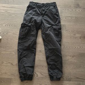 American Eagle black cargo pants
